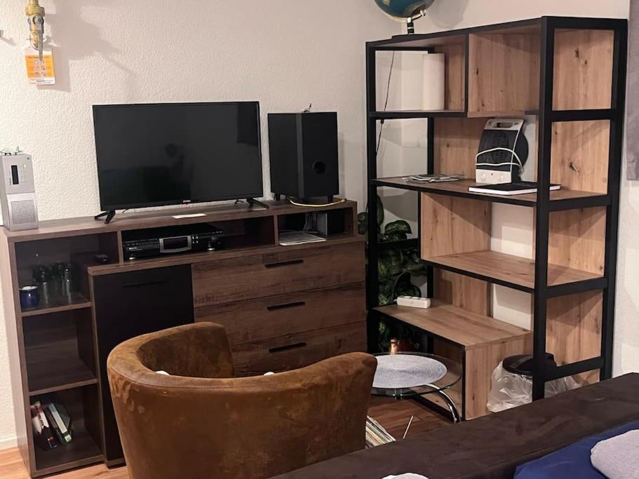 Kleine Wohnung Im - Konzept Flieger - 2 Stockwerke 테트낭 외부 사진